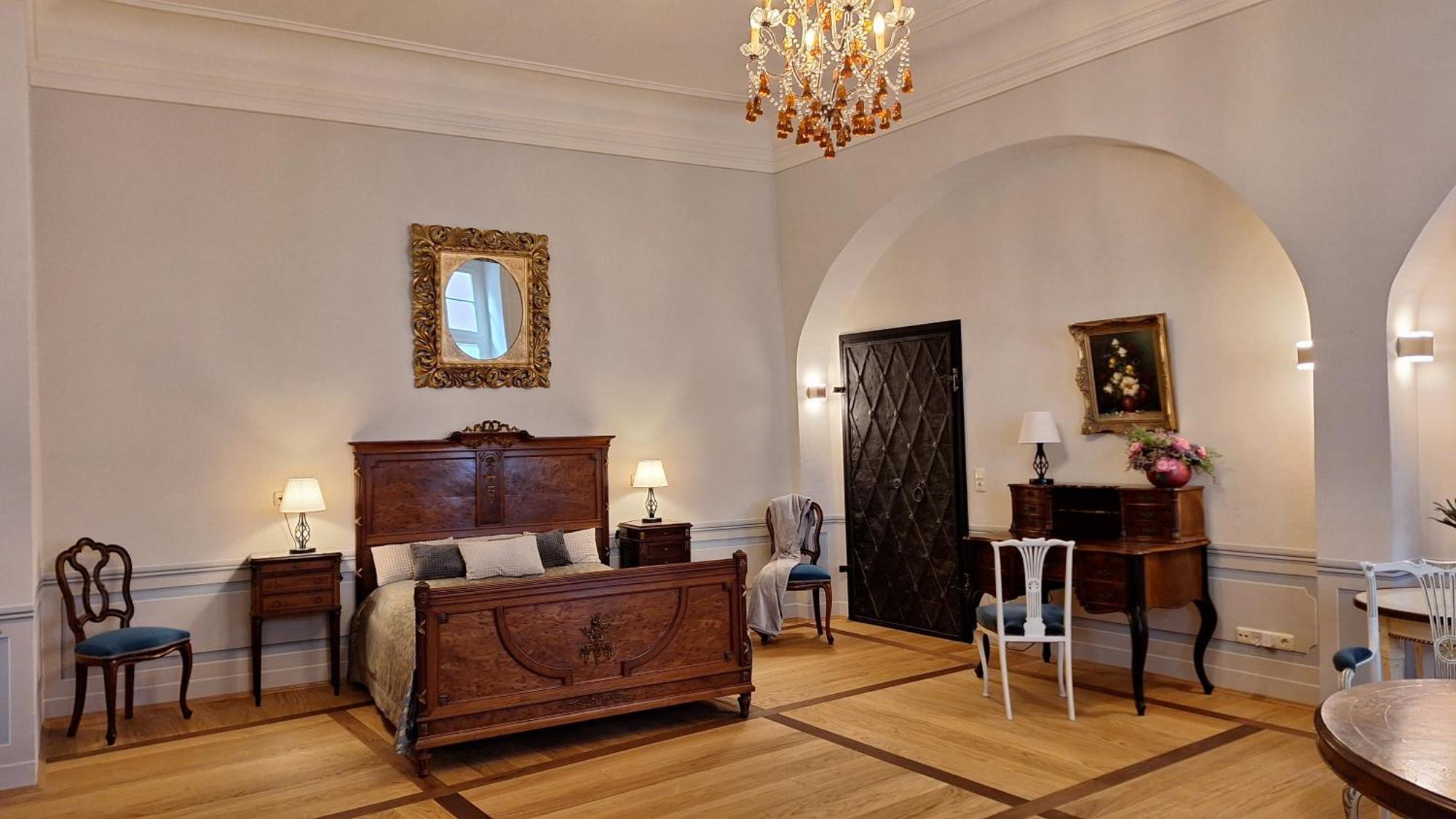 באוטזן Stadtpalais Koenigssuite Maximal 2 Personen Und 1 Kleinkind מראה חיצוני תמונה