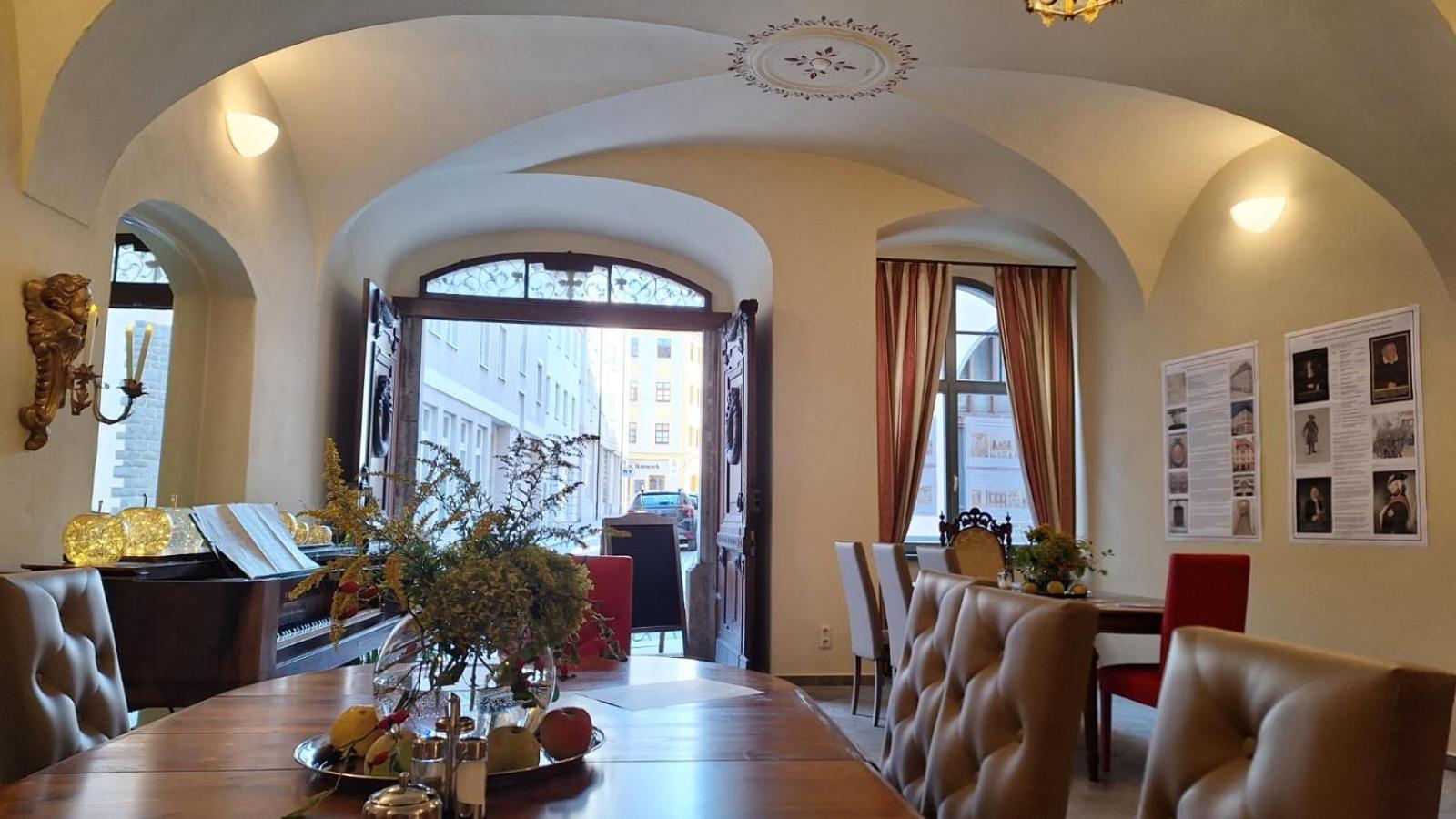 באוטזן Stadtpalais Koenigssuite Maximal 2 Personen Und 1 Kleinkind מראה חיצוני תמונה